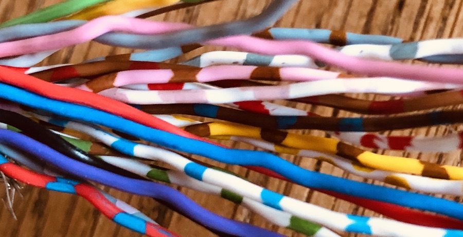 Colored wires of a multicore cable
